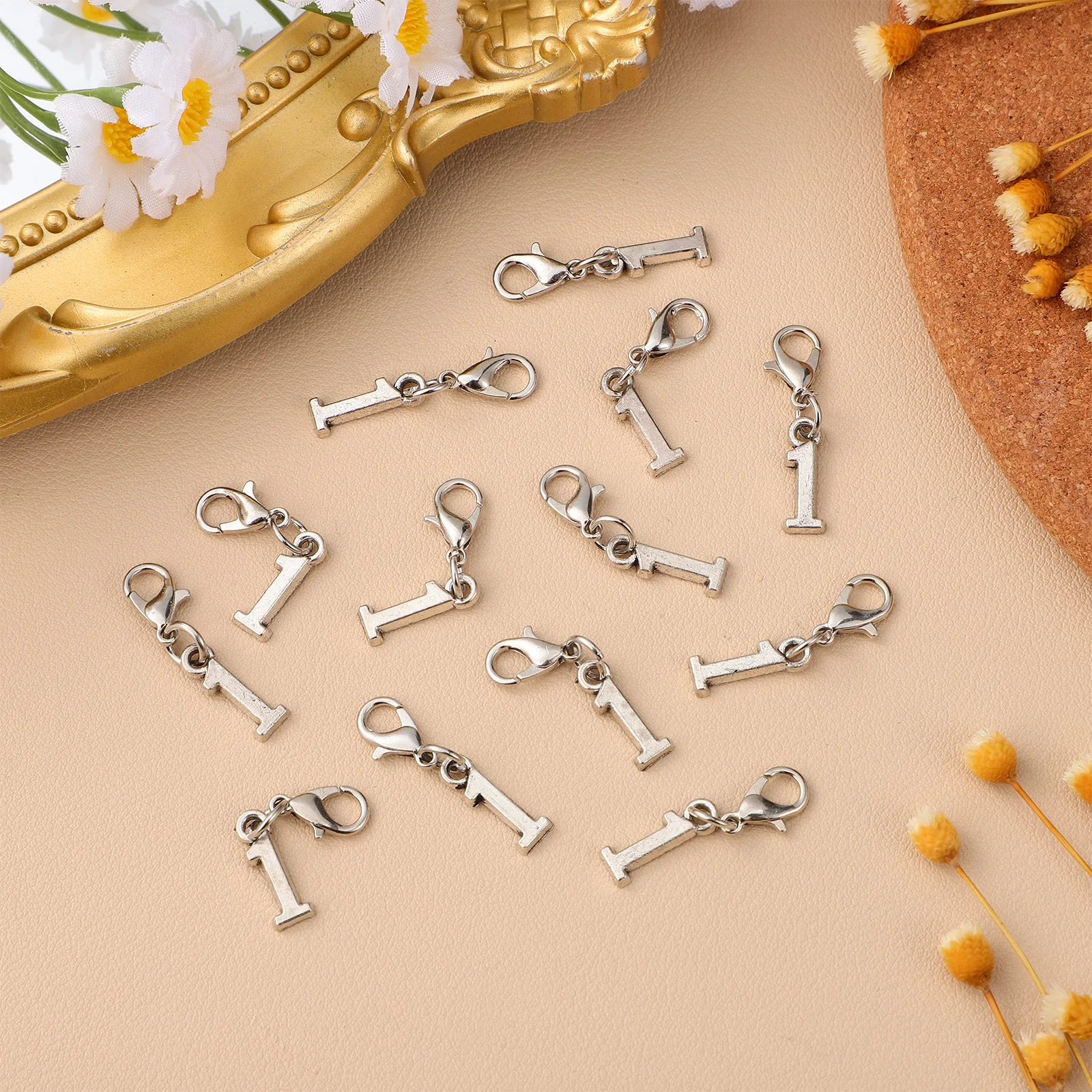 

20 Pcs Lobster Buckle Earrings Clasps Buckles Bracelet Number Charms Jewelry Making Parts Pendant Diy for Bracelets Pendants