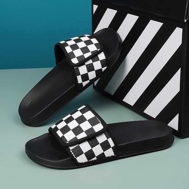 

Men's Slippers 2025 Summer Breathable Comfortable Sneaker Beach Slippers Slip-On Sandals 39-45 Breathable Outdoor Sandal