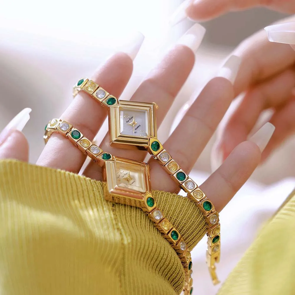 ساعة نسائية أنيقة ذات جودة بسيطة سوار فضي وردي ساعة يد مربعة الشكل ساعات كوارتز موضة فستان للسيدات هدايا جديدة