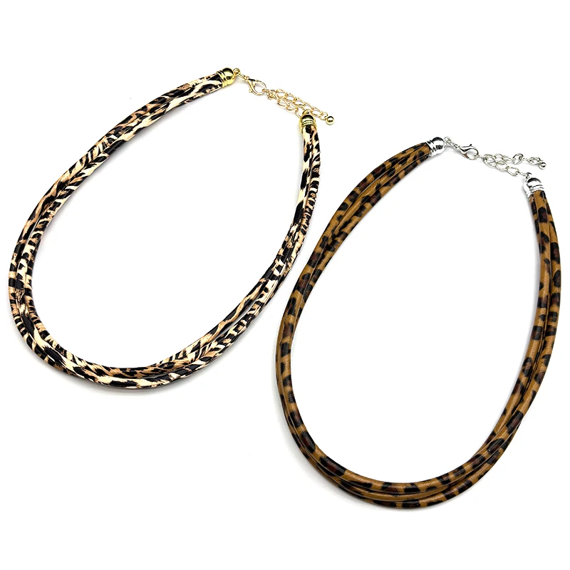 

Leopard Print Pendant Necklace For Women Girls Fashion Jewelry Classic Daily Wear Hiphop Punk Accessories Trendy New Styles