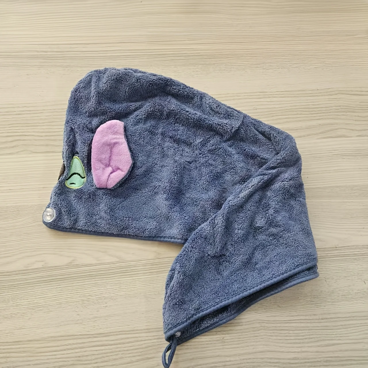 Touca de banho Disney Stitch, touca para secar cabelo em casa, chapéu de festa fofo e durável, lenço feminino, chapéu de brinquedo, 1 unidade