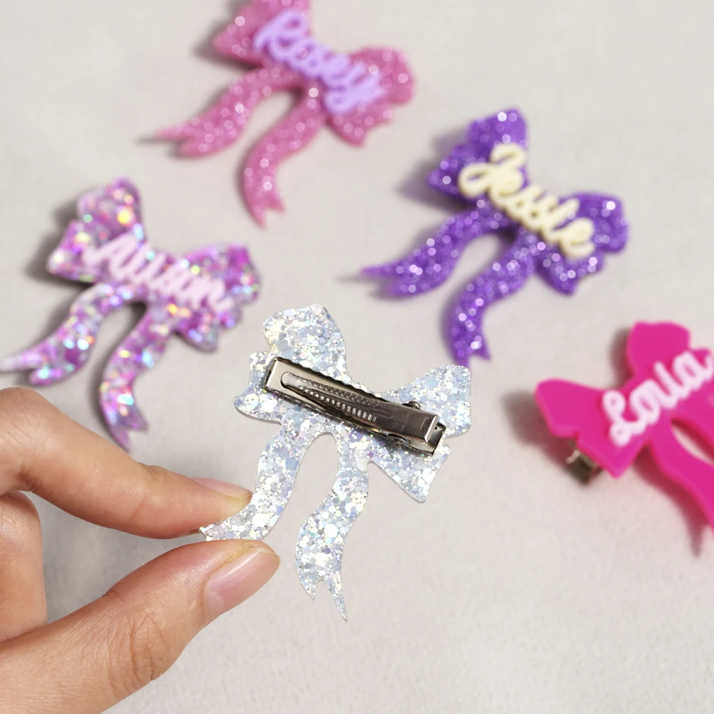 قطعة واحدة من مشبك الشعر PMMA المخصص - ملحق القوس والاسم الشخصي |   هدية فريدة من نوعها لطيفة منقوشة بالليزر للمراهقين للاستخدام اليومي