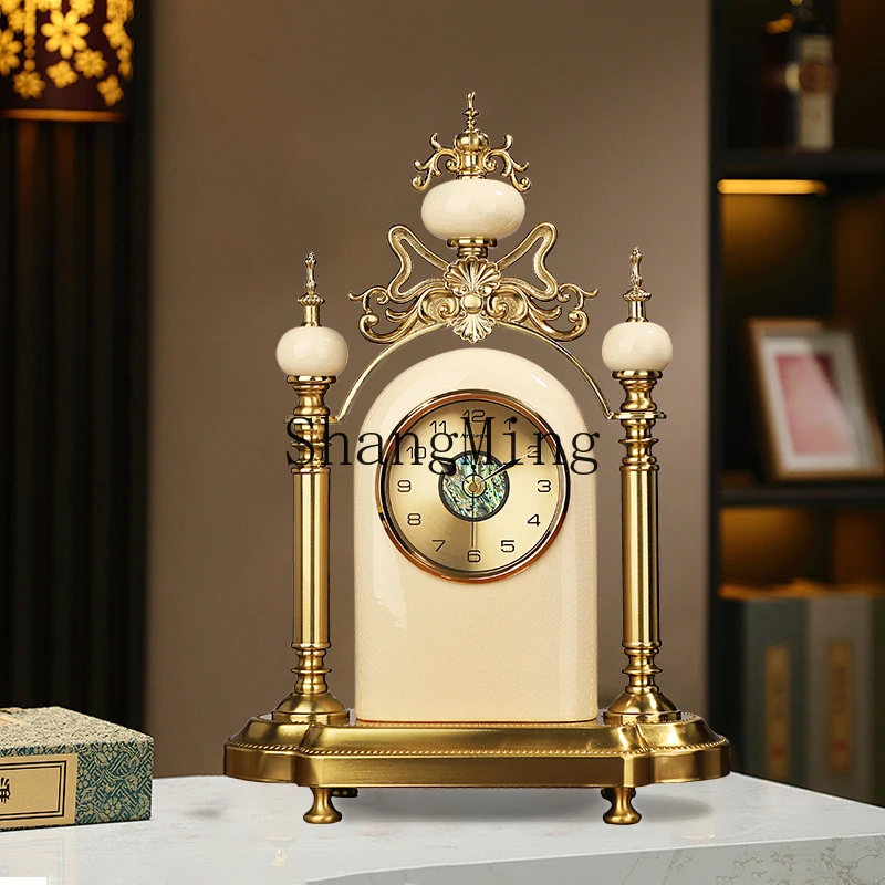 

CL clock living room home desktop clock ornament light luxury retro clock fashion high-end atmosphere