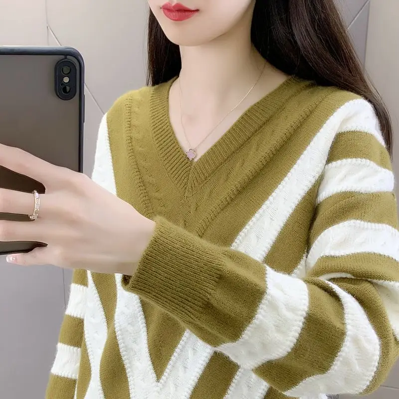 Fashion Striped Spliced Knitted Jumpers Autumn Winter Long Sleeve Female Clothing Casual V-Neck Korean Screw Thread Sweaters New