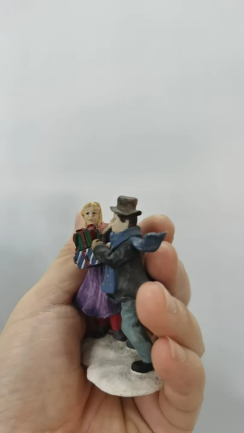 Resin figure mental psychological sand table game box court therapy man and woman