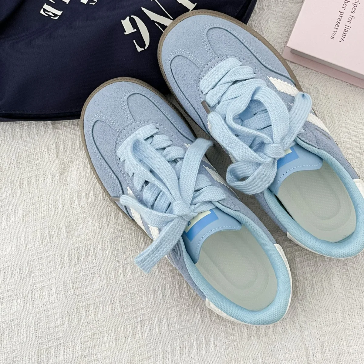 Vintage-style sneakers for women, new style white sneakers, trendy women's sneakers for students, casual sneakers, board shoes view 4