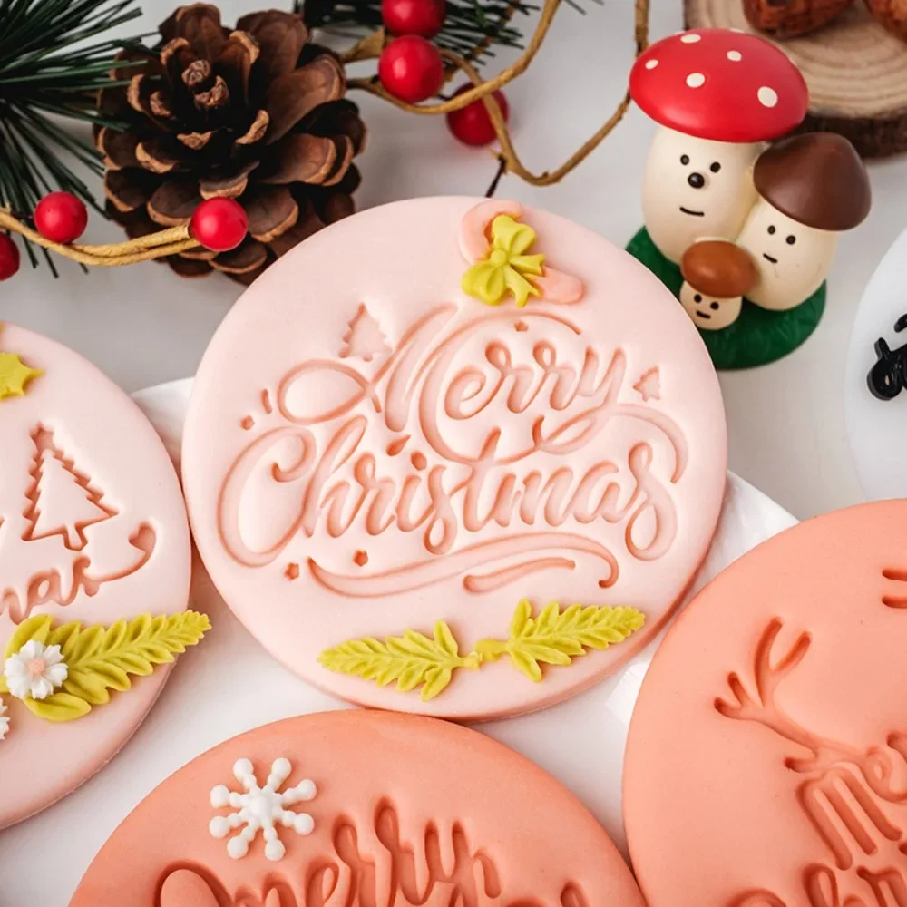 Merry Christmas Cookie Embosser Mold English Letter Fondant Cookie Cutter Biscuit Stamp Mold Cake Decorating Tool Baking Supplie