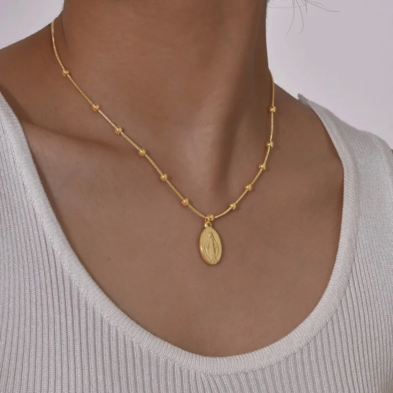 

Vintage Stainless Steel Cross Pendant Necklace for Women Oval Virgin Mary Prayer Collarbone Chains Ladies Jewelry Gifts