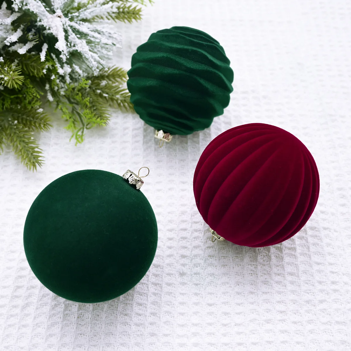 Plastic Bauble Elegant Luxurious Classic Christmas Ball Textured Tree Pendant 8cm Flocked Burgundy Dark Green Decoration New