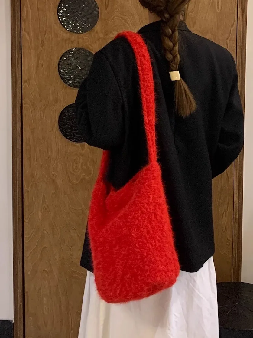 

Cisas Red Plu Buet Bag Women's Crossbody oulder Bag Winter New Sle Sweet Cute Soft Woolen Handbag Casual Simple S...