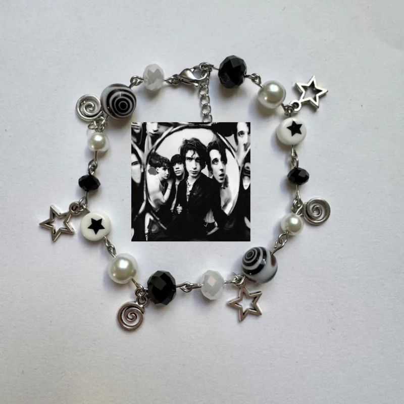 المتخصصة ستار حبة سلسلة الحب دوامة رائعة المتخصصة تصميم اليدوية سوار قابل للتعديل الأسود موضوع Y2K موضوع سوار