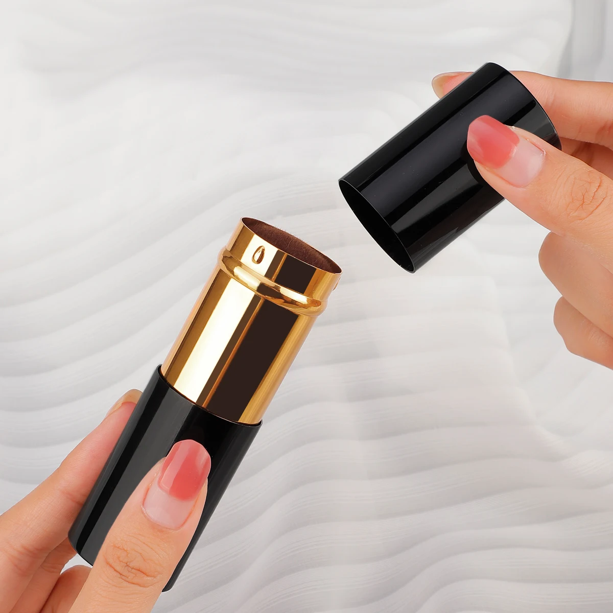 1 Pcs Black Retractable Kabuki Makeup Brush - All-in-One for Liquid Cream Powder with Aluminum Handle Face Brush view 4