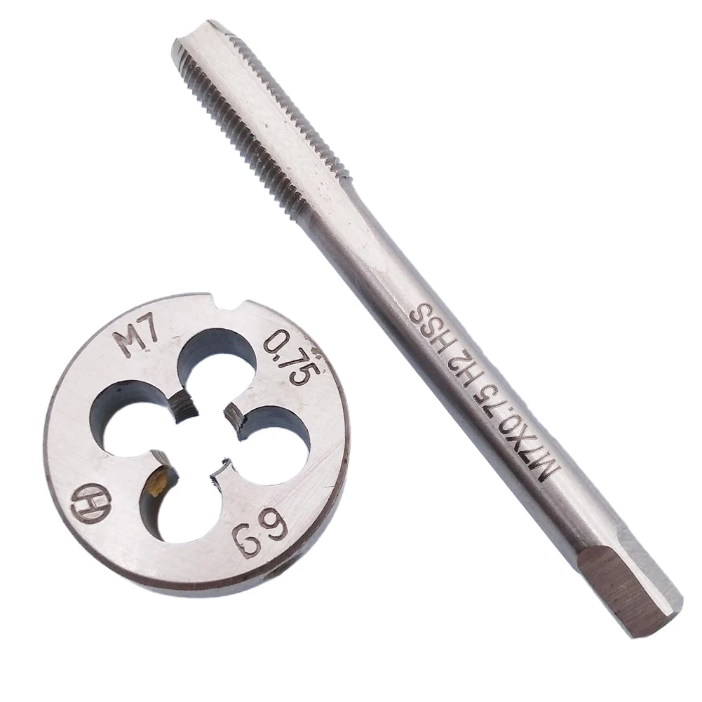 

Die Tap Manufacturing 3 */Set 3Pcs / Set 66mm Length HSS Hand Inserts M7 X 0.75mm Metric Thread Right Toolholding