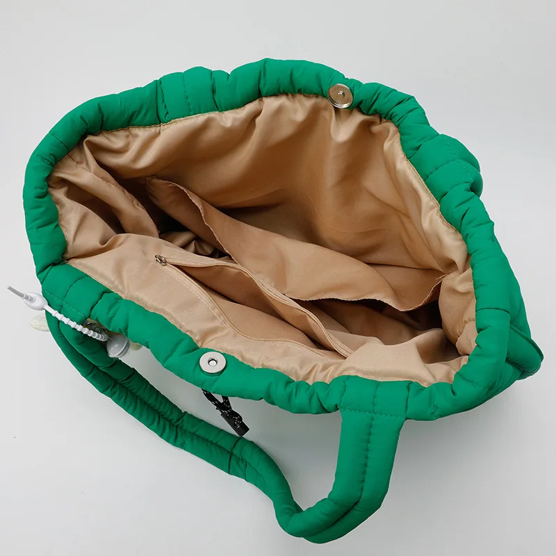 حقيبة نسائية ذات مقبض علوي سعة كبيرة مبطنة حقيبة تخزين شتوية عصرية غير رسمية حقيبة سفر مريحة ومتعددة الاستخدامات