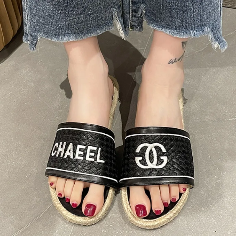 Summer New Fashion Letter Print Designer Women's Slippers Casual Round Toe Open Toe Flat Beach Women's Flip Flops Mujer Zapatos