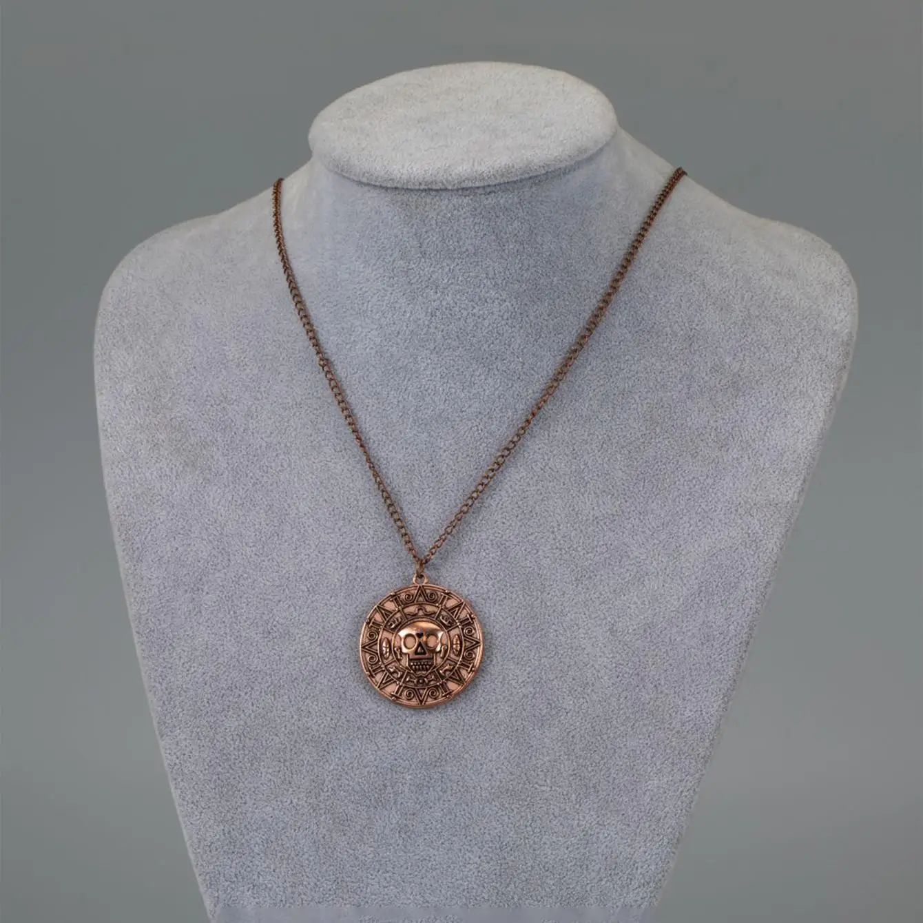 Classic Skull Necklace Pirates of The Caribbean Movies Cursed Aztec Coin Jewelry for Men Choker