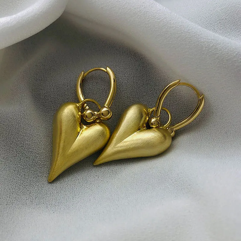 Fashion Jewelry Vintage Temperament Metal Dangle Heart Earrings For Women Wedding Gifts Fine Ear Accessories Hot Selling