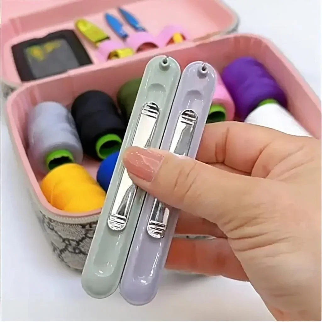 Multifunktionales 2-in-1 Nadel-Einfädler- und Nahttrenner-Werkzeug für Kreuzstich-Handarbeiten, einfach zu bedienendes Nähzubehör zum Entfernen von Fäden. – Detail 4