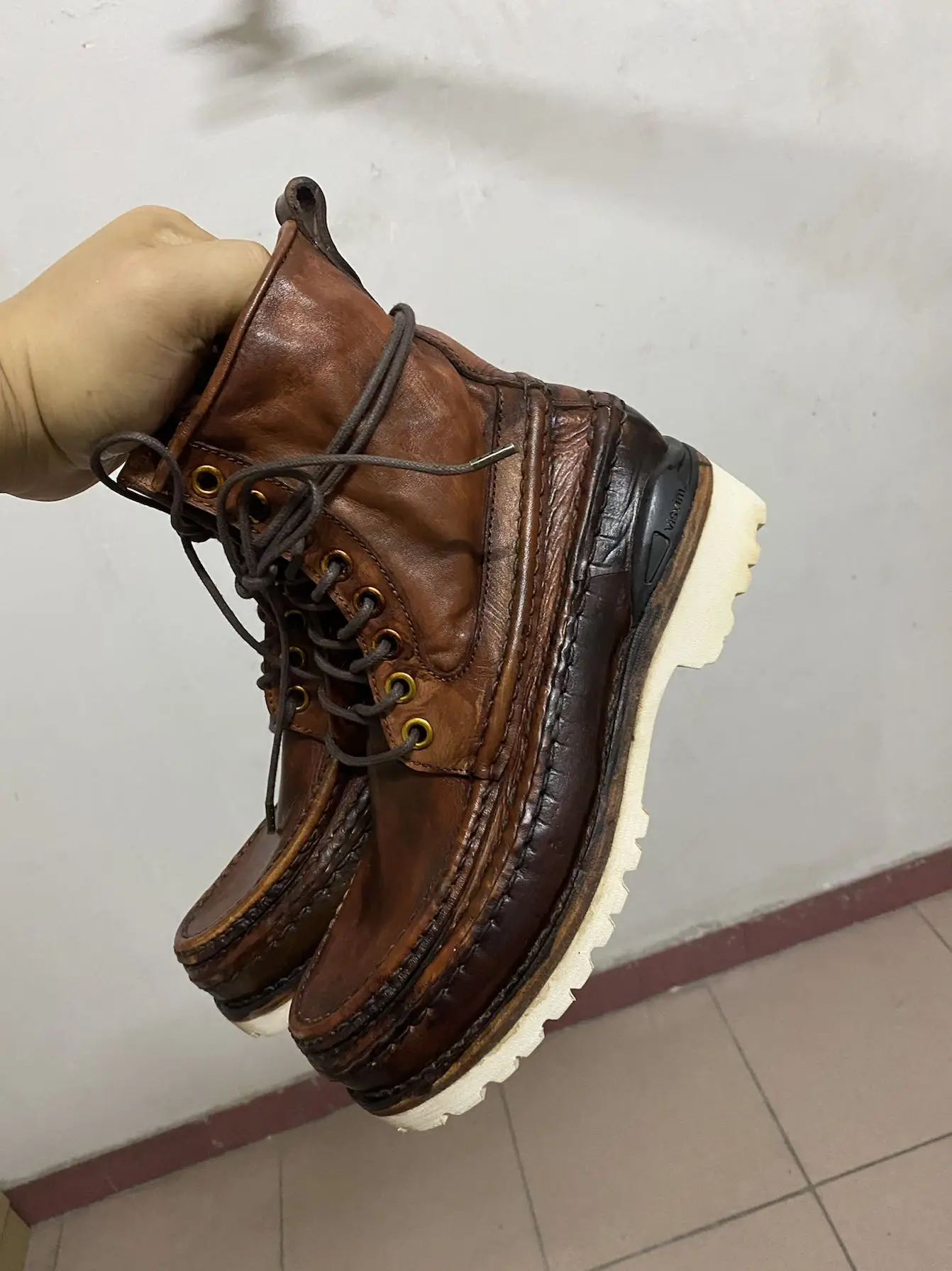 

Visvim ICT GRIZZLY BOOTS mud dyeing manufacturer limited order high-top boots post-processing handmade boots