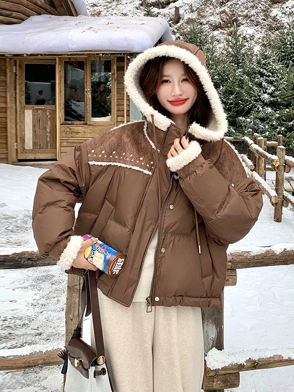 หมวกกันหนาวผู้หญิง รุ่น Thiened สีขาว บุขนเป็ด พร้อมเสื้อโค้ทหนัง ขนเฟอร์  แบบลำลอง ให้ความอบอุ่น