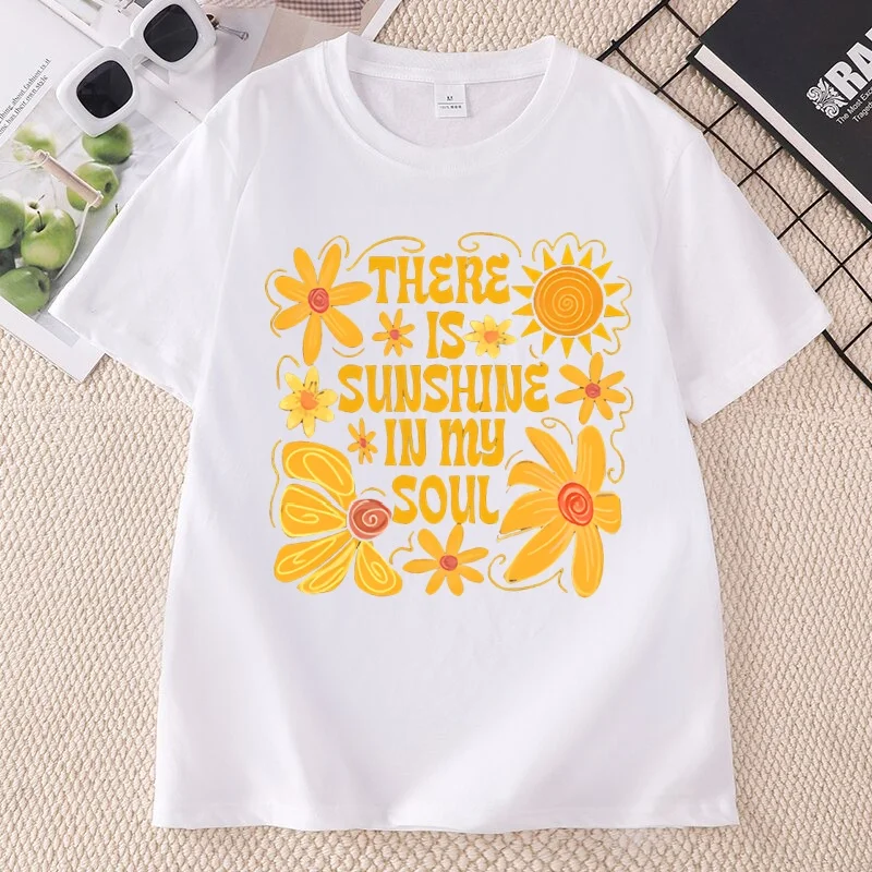 Sunshine in My Soul T-Shirt Women Mental Health T Shirt Retro Boho Summer Vibes Tshirt Flower Tee Casaul Round Neck Tees