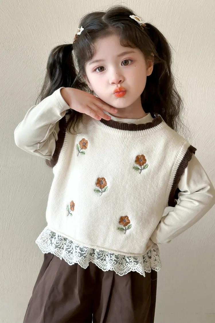 Three-piece Set Flower Wool Vest with Lace Casual Pants Grils Fashionable Korean Sweet Casual Comfortable Soft Solid