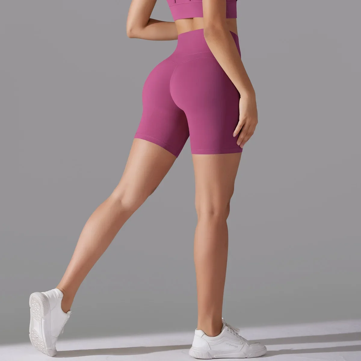 Nuovi pantaloncini da yoga Sport Fitness Vita alta Pantaloni attillati alla moda color pesca Traspirante Corsa Allenamento Abbigliamento Pantaloncini da palestra Completo per le donne