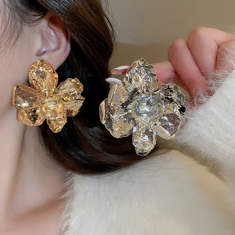 

Minar Exaggerated Drape Big Metal Flower Petal Drop Earrings for Women Gold Silver Plating Iron Alloy Wedding Casual Jewelry