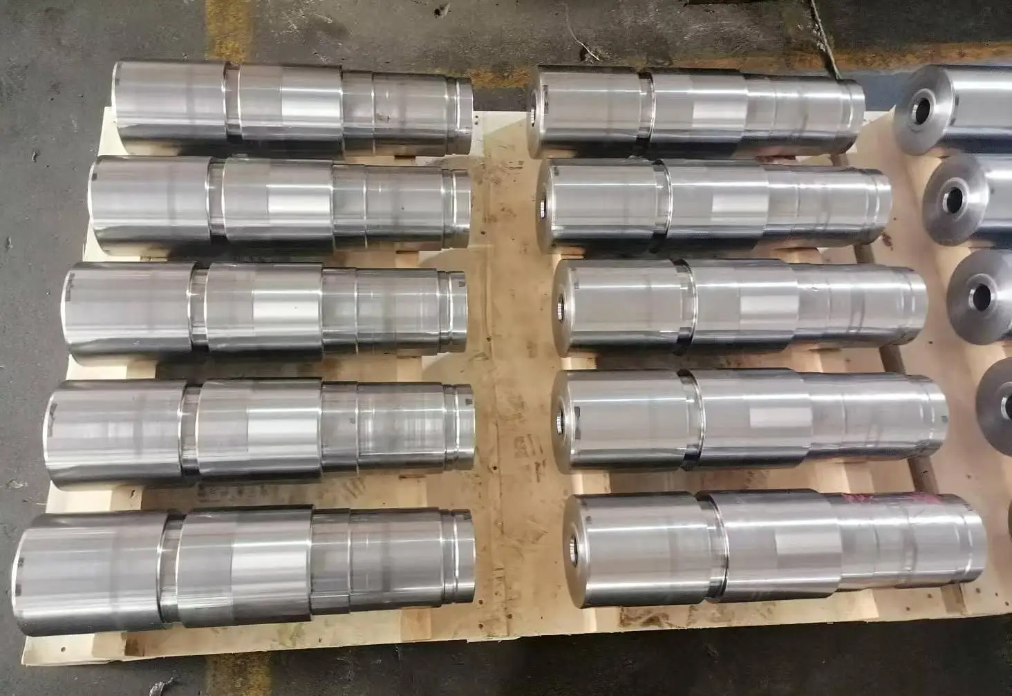 DEBOS Factory Customized Production Machine Shaft Hydraulic Equipment Spindle High-precision Shaft CNC Turning Milling Machining