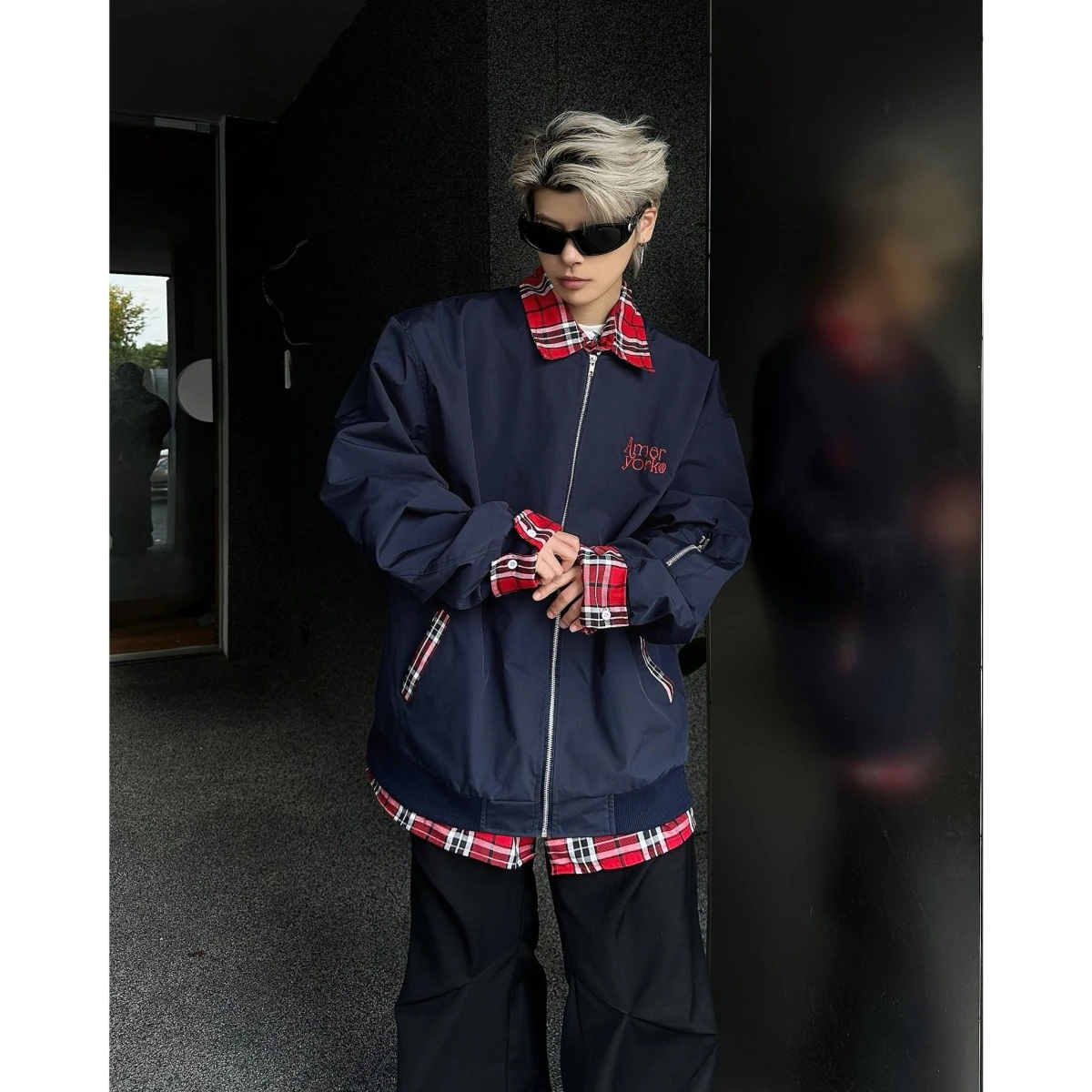 

Американский Sle Plaid Splicing Поддельный двухсекционный джет с весенней рабочей одеждой в стиле ретро Pilot Jaet Baseball orm Модный