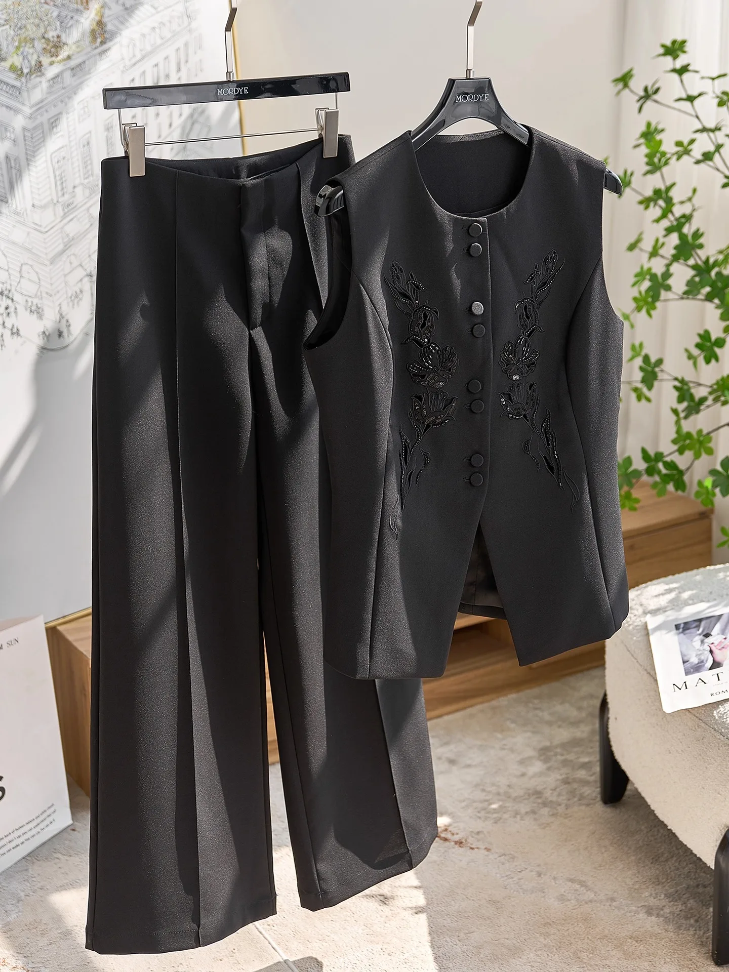 

PR Brand Beautiful Hollow out Embroidered Acetate Wide Leg Pants Set Two Piece Women's Fashion Casual Wear