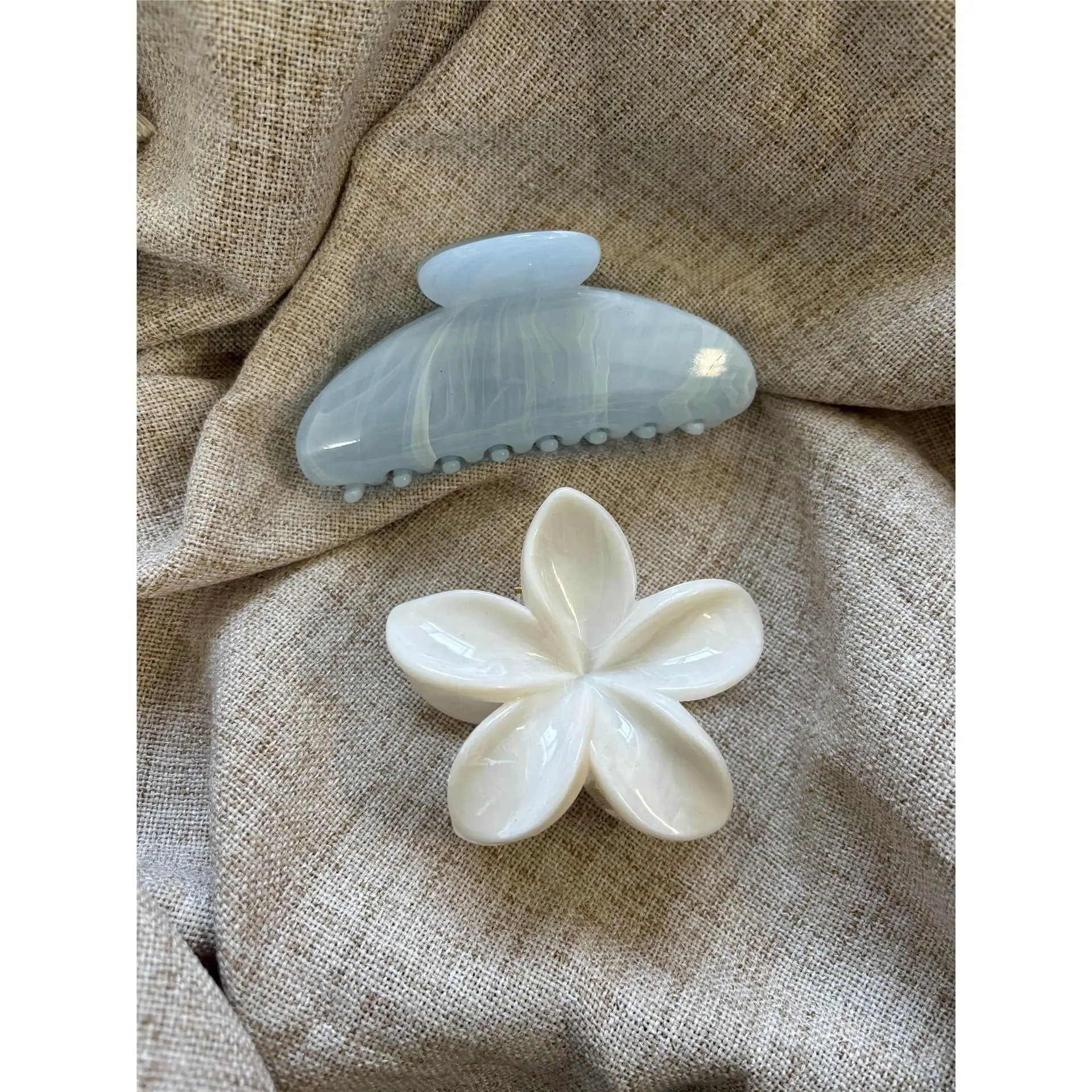 2-teilige Elegante Muschelförmige Marmormuster-Haarklammer Halbkreisförmiger Haargreifer Koreanische Weiße Blumen-Haarspange Haaraccessoires