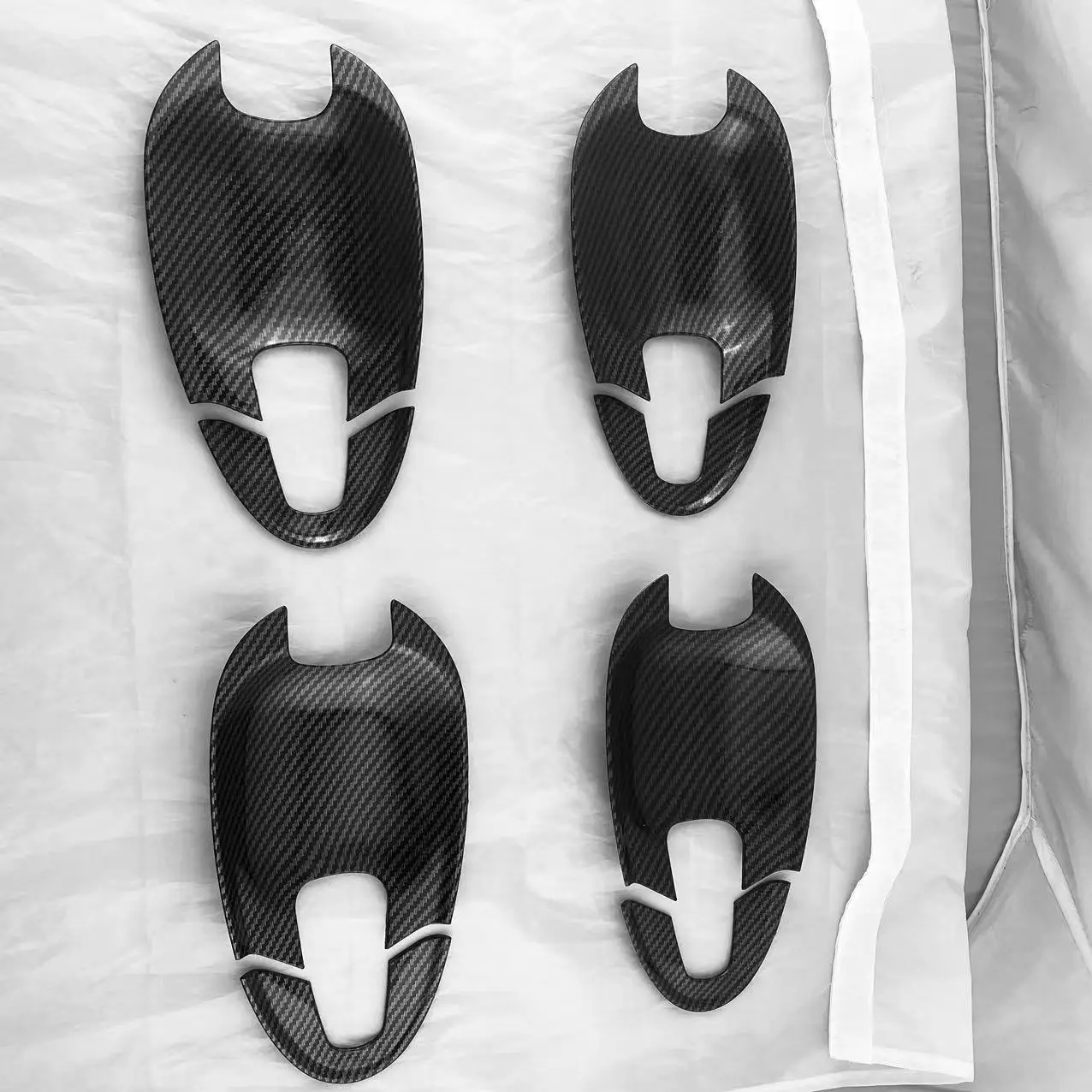 Carbon Fiber Door Handle Bowl Cover For 2010-2023 Toyota WISH ZGE20 ZGE22 ZGE25 Door Handle bowl Cover ABS Chrome