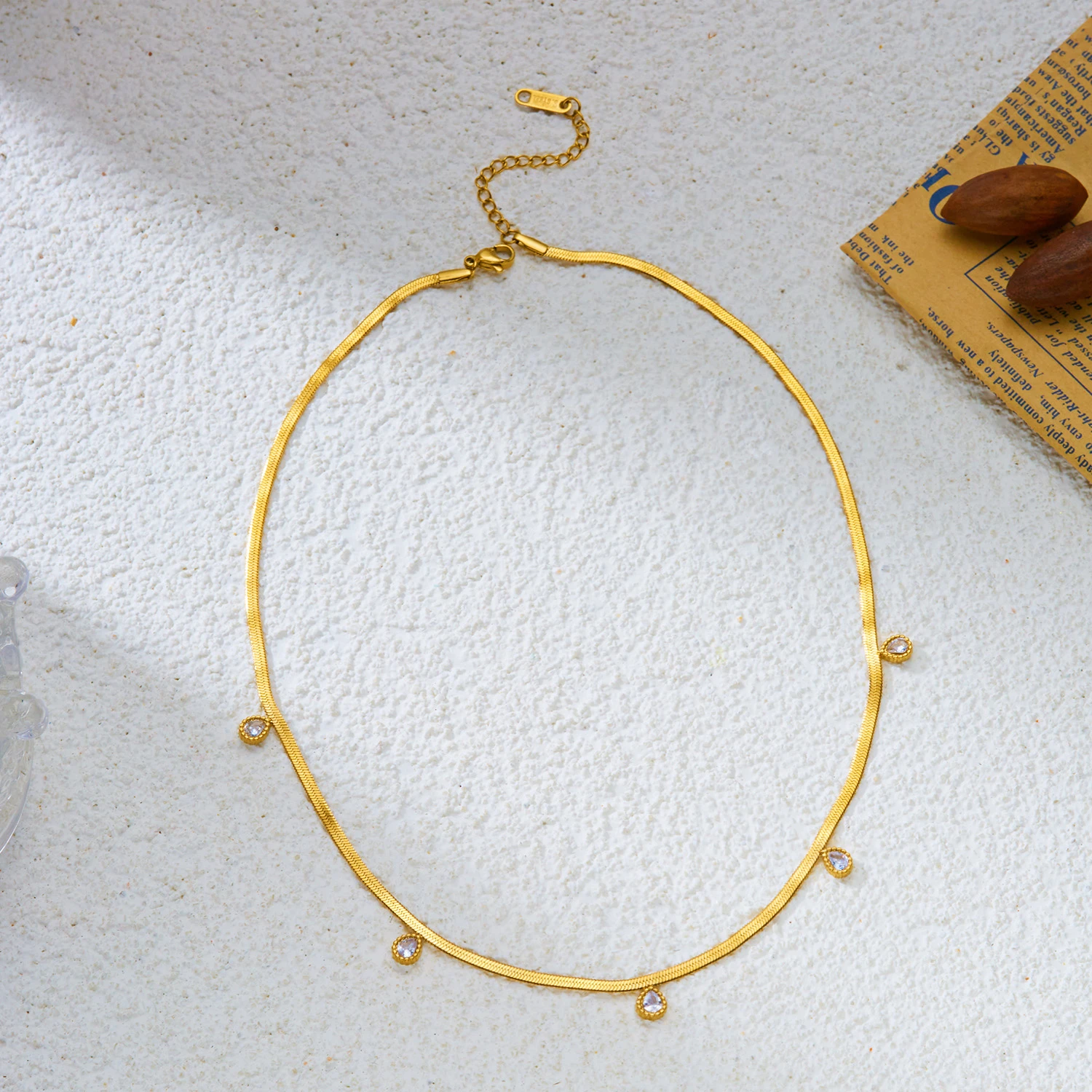 Zarte CZ-Schlangenkette, PVD-Edelstahl-Halskette für Damen, mehrschichtige Fischgräten-Choker-Kette, Party- und Alltagsschmuck, Geschenk, wasserdicht – Detail 5