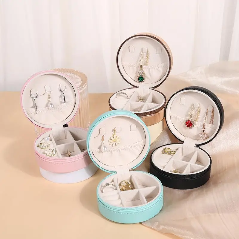 

Round Portable Jewelry Box Jewelry Organizer Display Travel Jewelry Case Boxes Waterproof Leather Storage Zipper Jewelers Joyero