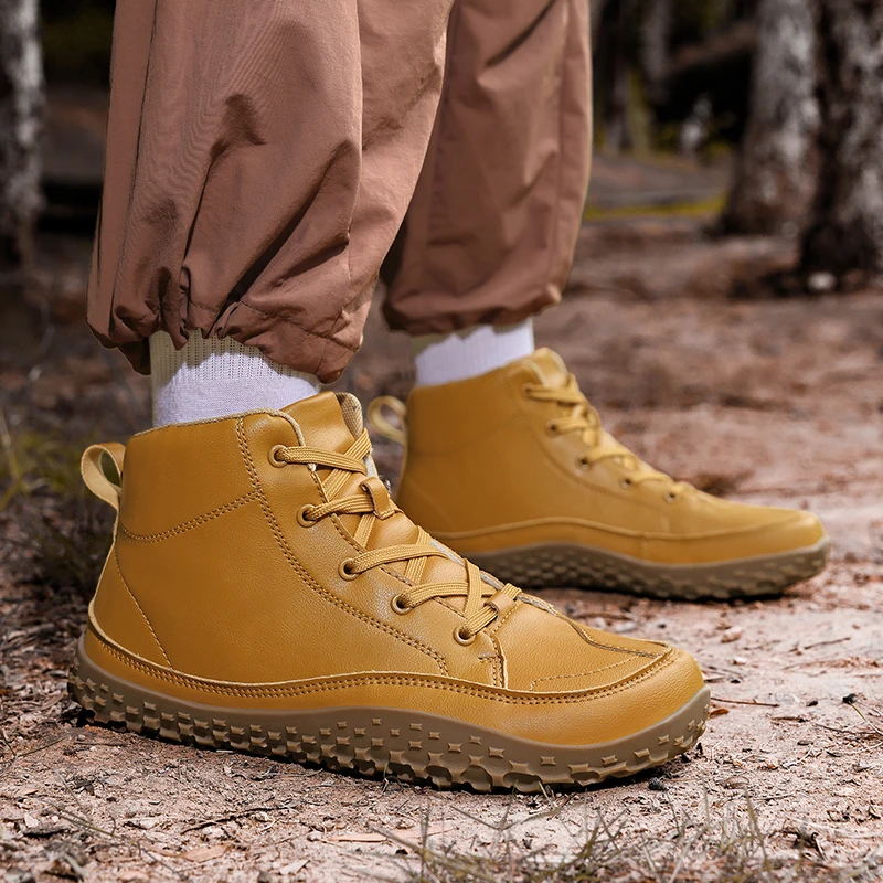 Outdoor Men Walking Hiking shoes Breathable Leather Wide Toe Barefoot Boots Winter Warm Snow Cotton Boots New Casual Sneakers