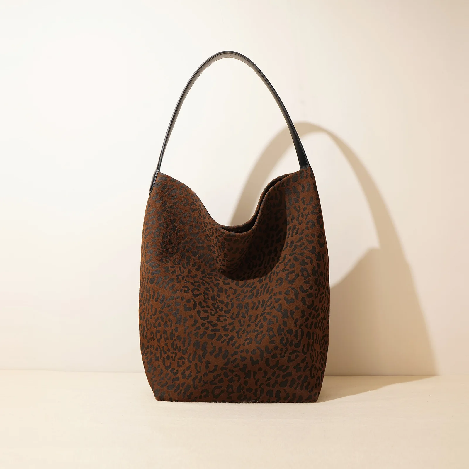 

Portable Diaper Bag with Stroller Hooks Compact Size for Short Trips Park Visits Family Outings Soft Material Comfortable Carry