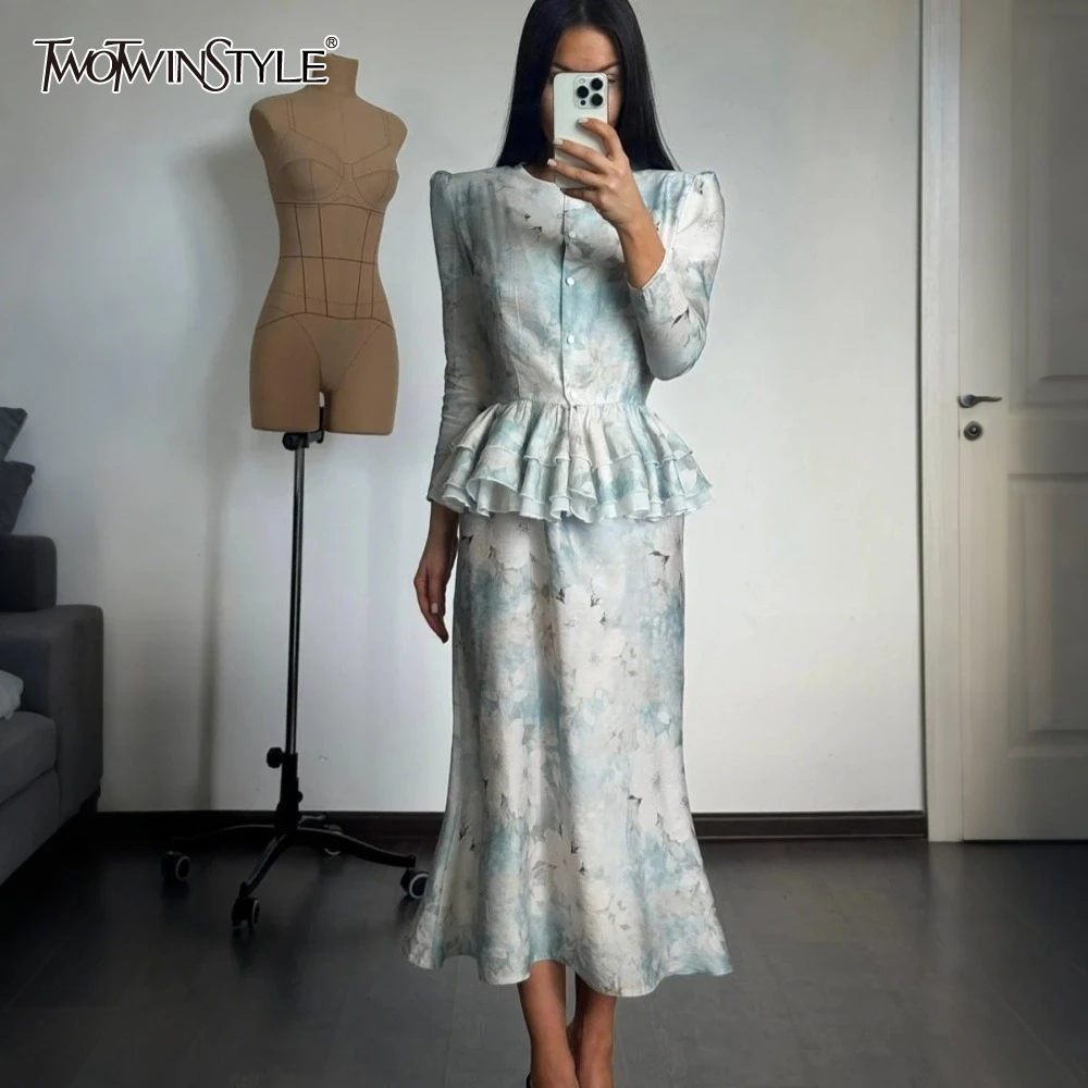

TWOTWINSTYLE Officd Lady Printed Two Piece Set for Women O Neck Patchwork Ruffles Hem High Waist Folds Skirt Suit Female Clothes