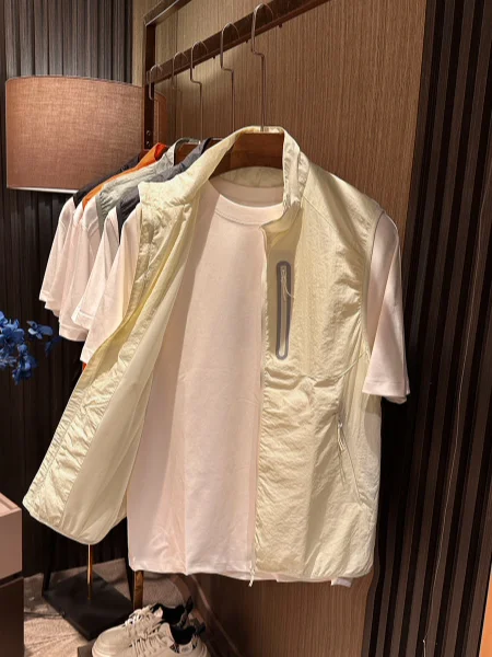 Outdoor Men's High-End Skin Shirt Stand Collar Sun Protection Vest Breathable Lightweight Summer New Arrival UV Protection