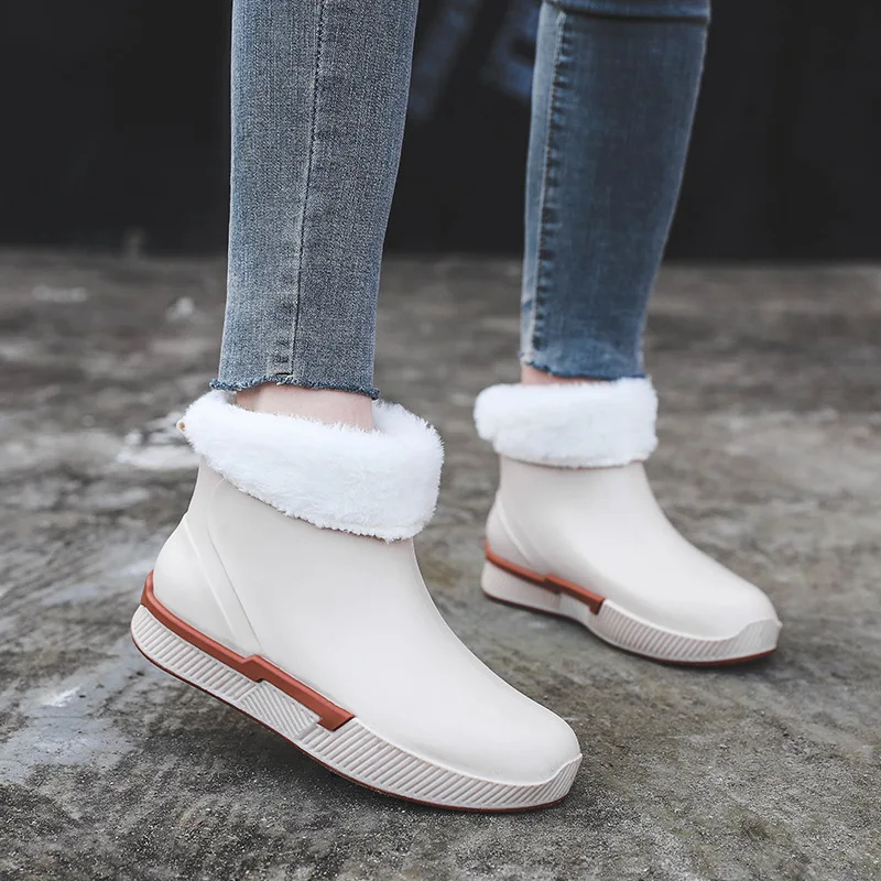 

Fashionable Adult Rain Boots Women's Short Fleece Lined Warm PVC Fishing Garden Water Shoes Comfortable Thick EVA Sole Boots