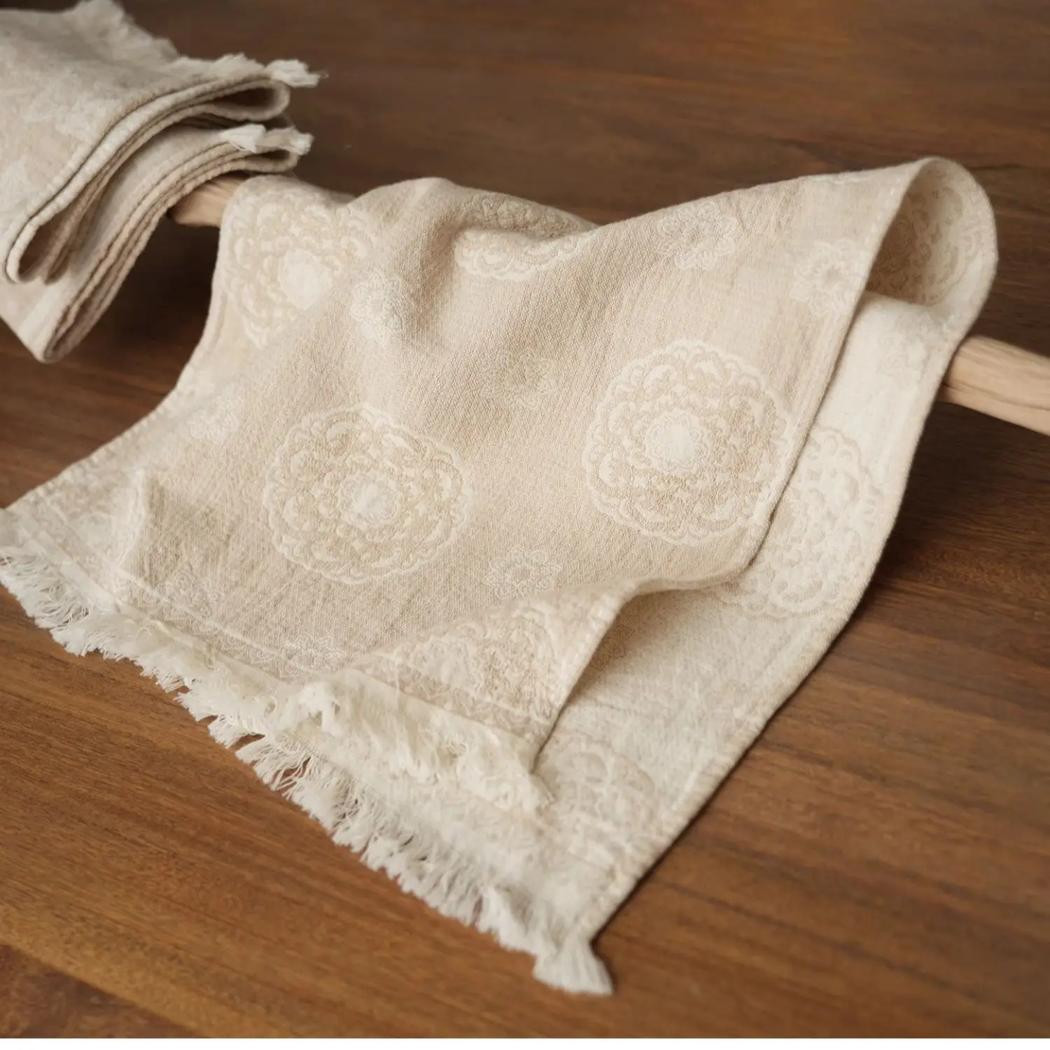 Hemp Rain and Dew Washcloth, Absorbent and Soft, Household Pure Cotton Gauze, Bath Face Towel, Large Towel, Vintage Style