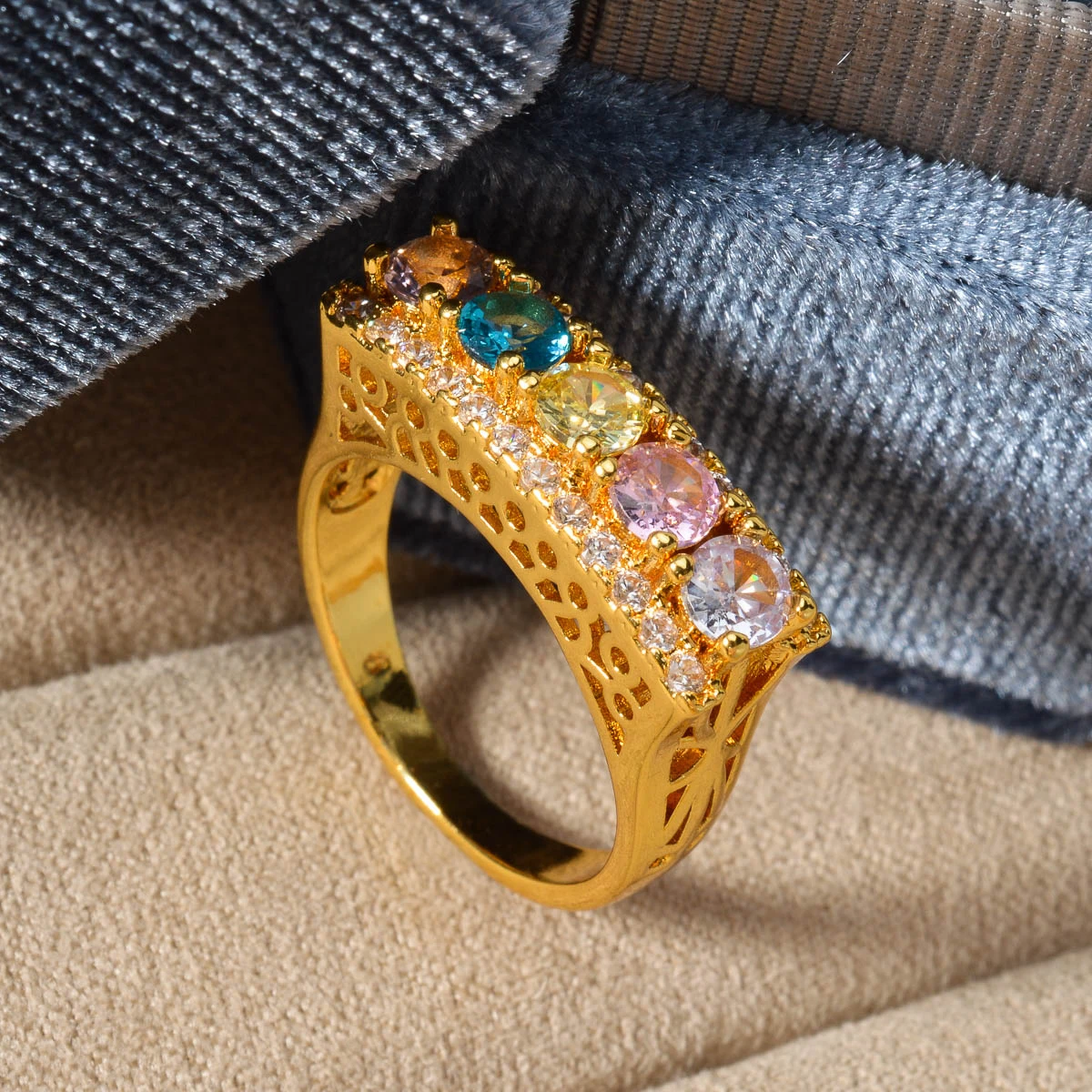 

Rainbow Crystal Gold Plated Ring Colorful Personality Cocktail Party Jewelry Sweet Cool Girl Style Fashion Gift Valentine's Day