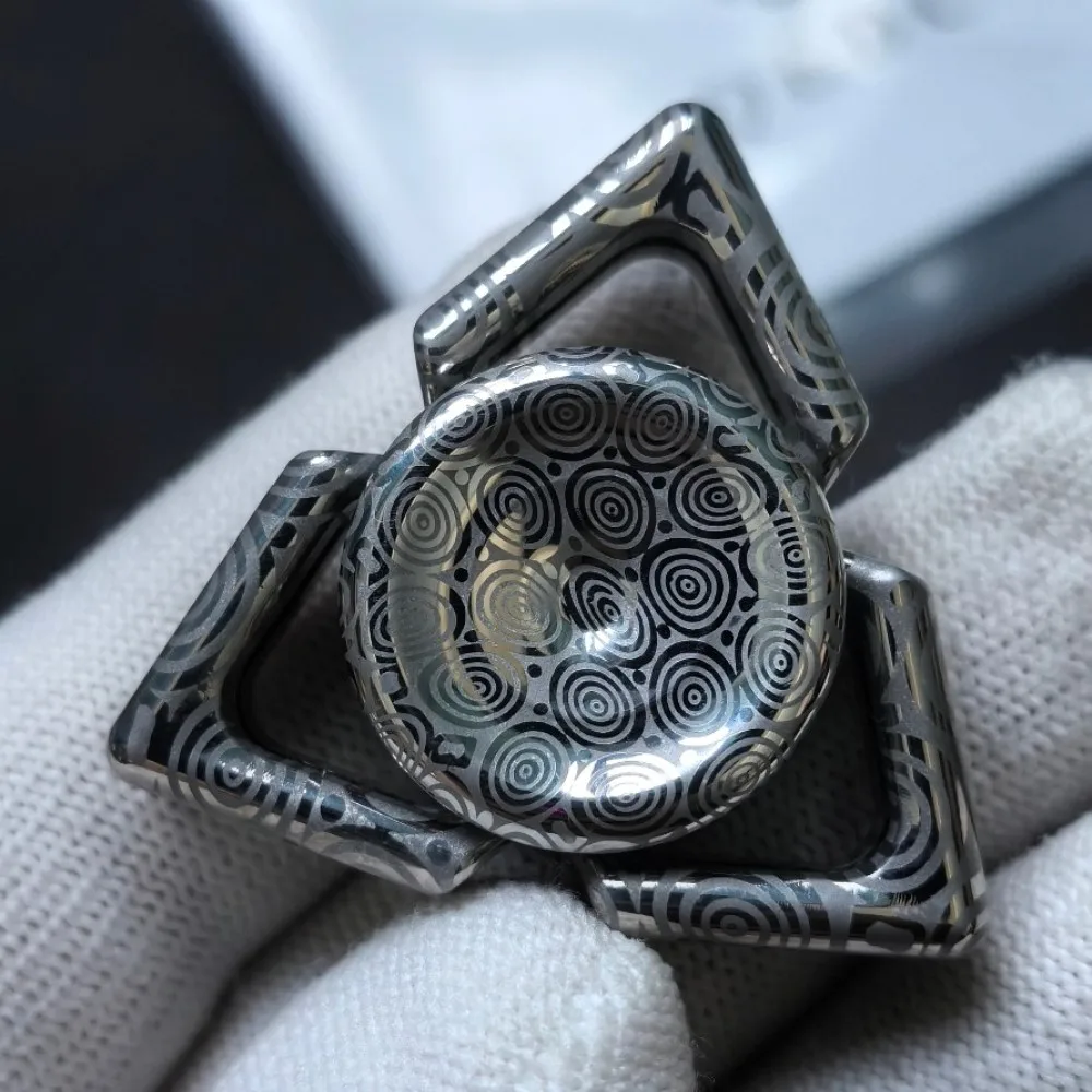 Q EDC Ling Long Fidget Spinner Dreiblattiger Fidget Spinner Metall Angstlinderung Gadgets Neuheit Spielzeug Büro Schreibtisch Zubehör
