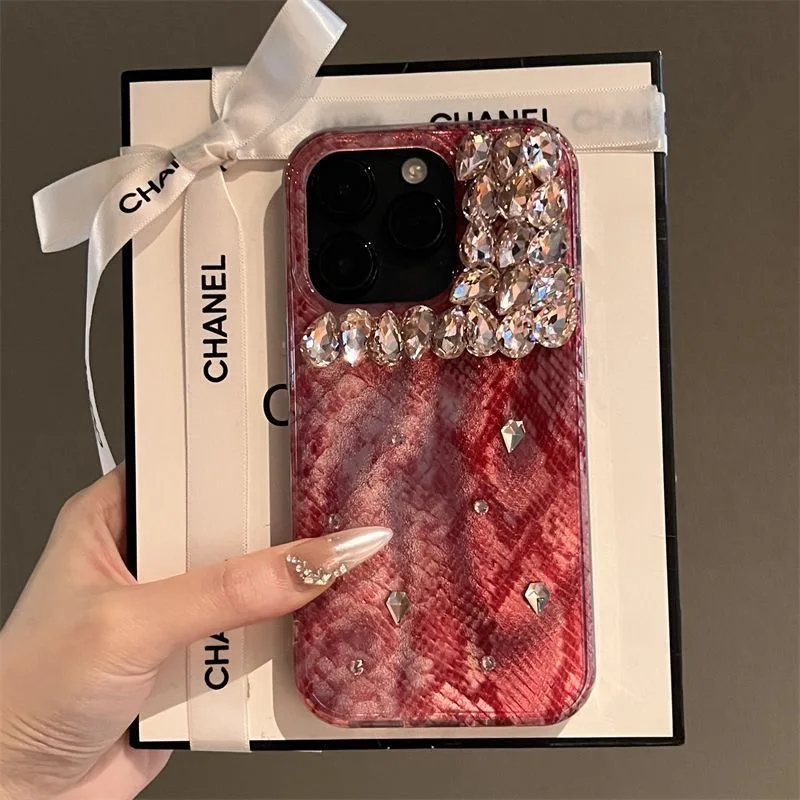 Feather rose red iPhone case is anti-fall