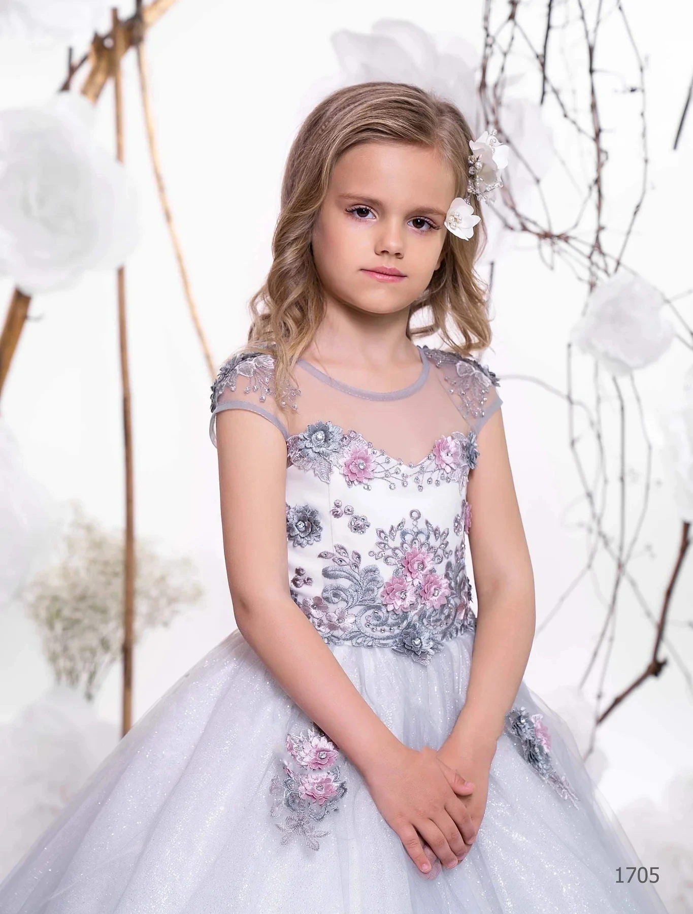 Mangas casquillo vestidos de niña de flores para bodas vestido de baile apliques de tul con cuentas vestidos largos de primera comunión bebés niños personalizados