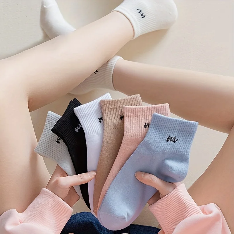 5 Pairs Letter Print Socks Comfy & Breathable Sports Short Socks Women\'s Stockings & Hosiery Soft & Comfy All-match Short Socks