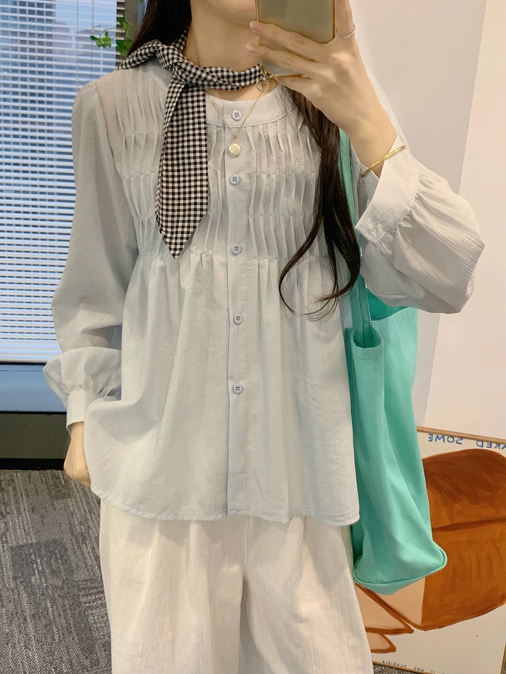 

Spring New Blue Pleated Design Women's Loose irt Casual Versatile Long Sve round Ne Top That Can Be Layered