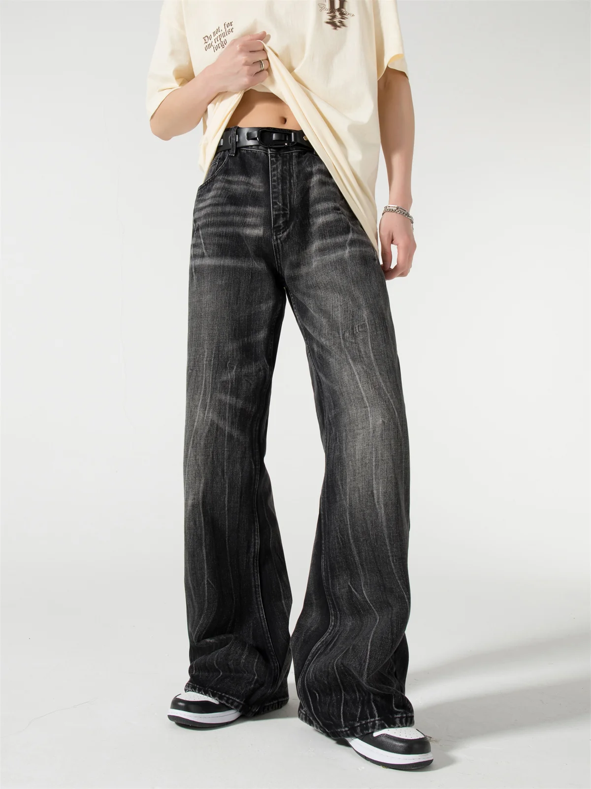 

American High Street Vibe Loose Straight Leg Jeans for Men Washed out Fashionable Casual Long Pants Summer Trend