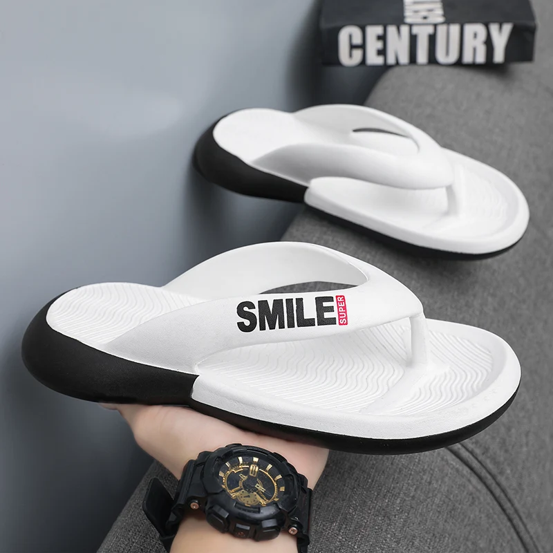 Chanclas de moda para hombre, zapatillas suaves y cómodas para masaje, zapatos de verano ecológicos de EVA para deportes al aire libre, nuevo estilo