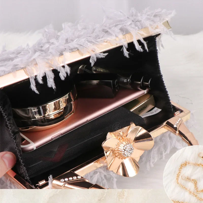 2023 New Retro Feather Clutch Fashion Chain Shoulder Bag Lock Fairy Small Square Bag Handbag Luxury Evening Party Clutches Purse